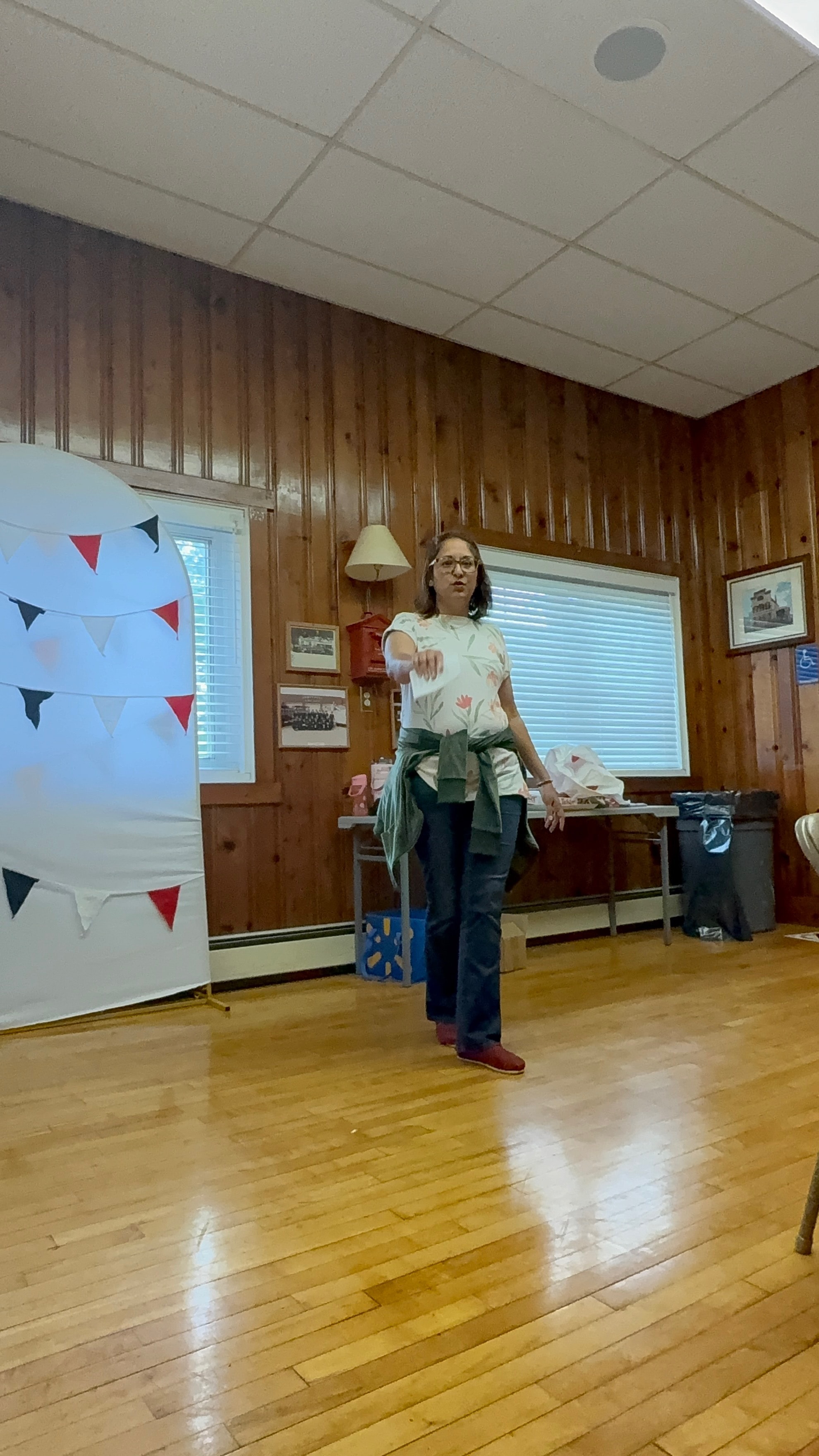 Candid moment from a Pockets of Love community session